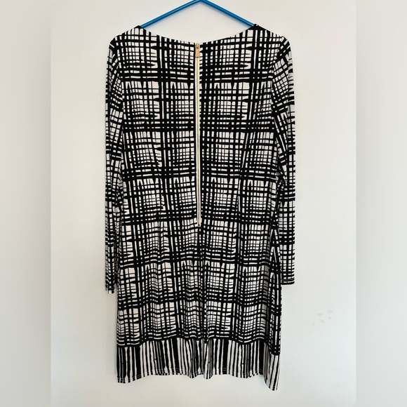 Vince Camuto Black and White Long Sleeves Stretch Herringbone Print size 10 - Picture 2 of 4